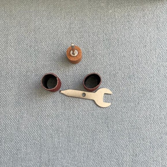 GRIND & SMOOTH PET NAIL GRINDER - Picture 7 of 9